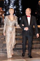Glitzer-Auftritt: Charlène strahlt mit Albert beim Rosenball