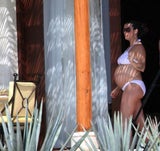 Im Bikini: Alanis Morissette zeigt ihren Babybauch
