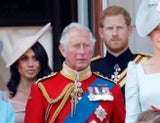 König Charles soll einer der beiden Royals sein, die Sorge wegen der Hautfarbe von Meghans und Harrys Sohn Archie äußerten.