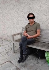 Hier lacht der Afghane - unmittelbar nach der blutigen Gürtel-Attacke