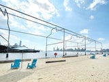Der neue Strand in Manhattan lädt zum Entspannen ein.