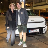 Auto Stahl- Chefin Isabella Keusch mit Chris Steger.