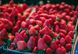 Darum sollten Sie Erdbeeren mit Backpulver waschen