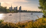 Radweg Alte Donau bei Sonnenuntergang 