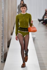 Unten ohne: Hosen werden im Herbst durch Unterhosen ersetzt
