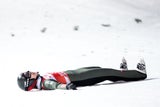 Schwerer Sturz von Anna Odine Ström überschattet Damen-Skispringen