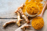 Dieses Superfood zaubert weiße Zähne