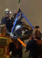 Feuerwehr rettet dicken Patienten