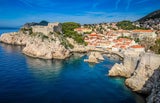 Ein Osterspaziergang durch die pittoresken Gassen und Plätze der UNESCO-Stadt Dubrovnik ist ein unvergessliches Erlebnis.