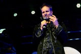 Matthias Strolz: Wien-Konzert als Maskenball