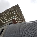 The One Hochhaus Syrer als Klettermaxe