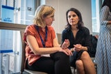 Umweltministerin Leonore Gewessler (Grüne) und Annalena Baerbock (Bündnis 90/Die Grünen)