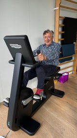 Richard Lugner sitzt täglich 50 Minuten auf dem Hometrainer
