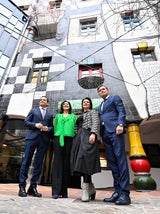 Kurt Gollowitzer (Geschäftsführer der Wien Holding), Direktorin Gerlinde Riedl, Kulturstadträtin Veronica Kaup-Hasler (SPÖ) und Finanzstadtrat Peter Hanke (SPÖ)