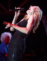 Ute Lemper mit Marlene Dietrich Show in Wien: Eine Diva ehrt eine Diva