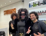 Lugner hat Priscilla fest im Griff