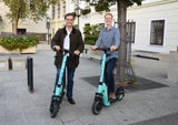 Leih-E-Scooter erfreuen sich in Mödling großer Beliebtheit