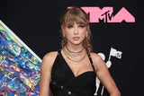 2024: Taylor Swift nach einer Brust-OP, Nasen-OP, Straffung, Filler und Botox