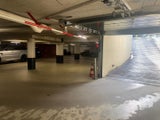 Luxus in Amsterdam: Parkplatz für halbe Million Euro steht zum Verkauf