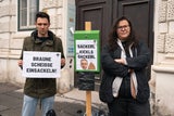 SJ-Aktion: "Sackerl für Herbert Kickls Gackerl"