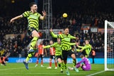 Arsenal gewinnt irren Schlagabtausch gegen Luton in 97. Minute