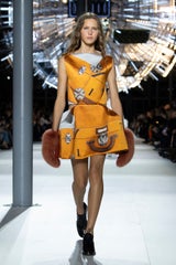 Fashion-Finale in Paris: Starpower für Louis Vuitton Show