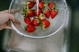 Darum sollten Sie Erdbeeren mit Backpulver waschen