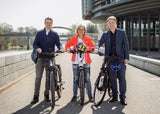 Radbotschafter Felix Neureuther, Landeshauptfrau Johanna Mikl-Leitner und der Geschäftsführer der NÖ Werbung Michael Duscher präsentierten Neuheiten zum „Raderlebnis Niederösterreich“. 