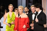 2023 erhielt der Dokumentarfilm über&nbsp;Nawalnys&nbsp;Kampf gegen Putins Regime einen Oscar. Auf der Bühne: Julija und die beiden Kinder.&nbsp;