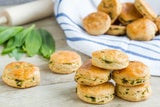 Herzhaft serviert: Scones mit Käse, Knoblauch und Co.