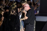 Madonna: Mit Ganzkörperschleier bei der Fashion Week