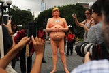 Riesige nackte Trump-Statue bei Las Vegas aufgestellt