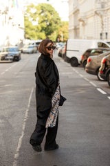 Auch privat setzt Mai auf lässige Looks, wie diesen des Kitzbüheler Labels.