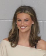 Lily Stewart (20)