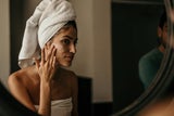 Ab diesem Alter sollten wir Anti-Aging-Produkte wirklich nutzen