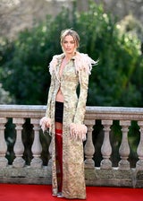 Margot Robbie greift mit diesem wilden Vintage-Look ordentlich daneben