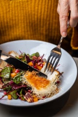 Vegetarisch essen: Knuspriger Ziegenkäse