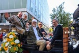 Von Arnie bis Ötzi - eine Wiesn voller Stars