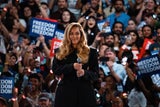 Stimmenfang: Diese Stars unterstützen Kamala Harris