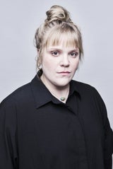 Stefanie Reinsperger wird jetzt für „Elisabeth!“ zur düsteren Sisi