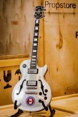 Noel Gallaghers "Silver Sparkle Gibson Les Paul Florentine"