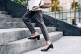 Sport im Büro integrieren: Tipps für mehr Bewegung im Arbeitsalltag