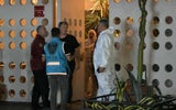 Einsatzkräfte vor dem Hotel "CasaSur" in Buenos Aires.