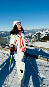 Christina Lugner bei strahlendem Sonnenschein in Kitzbühel