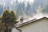Bei Starkregen: So schützen Sie Ihr Haus vor Hochwasser
