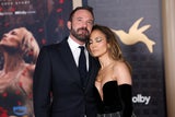 Trauert Jennifer Lopez mit DIESEM Look ihrer Beziehung nach?
