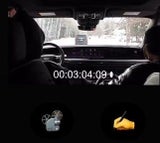 Das Video wurde aus dem hinteren Teil von Biebers Auto aufgenommen, während er fuhr und seine Frau Hailey auf dem Beifahrersitz saß. Dabei war zu sehen, wie sie Händchen hielten.
