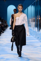 Dior, Saint Laurent & Co.: Staraufgebot zum Start der Paris Fashion Week