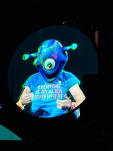 Coldplay starten Wien-Run mit herzlicher Hommage an die Swifties