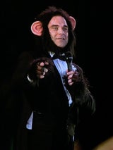 Robbie macht sich jetzt im Kino zum Affen